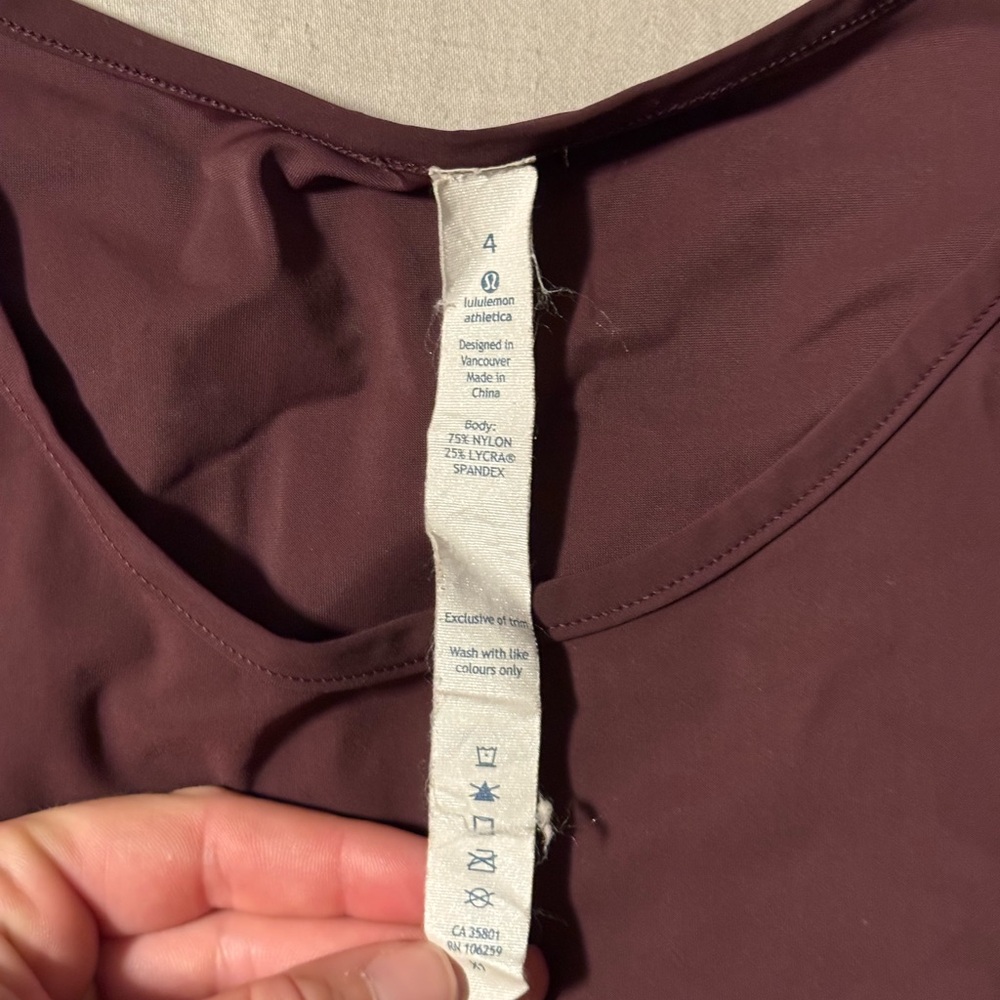 Lululemon T-shirt